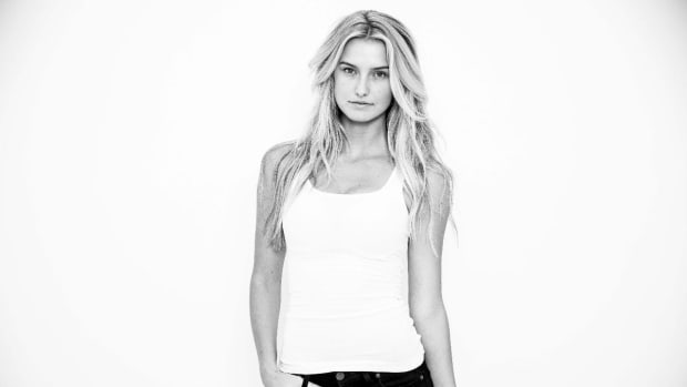 SI Swimsuit 2017 Casting Calls: Brooke Buchanan -- IMAGE